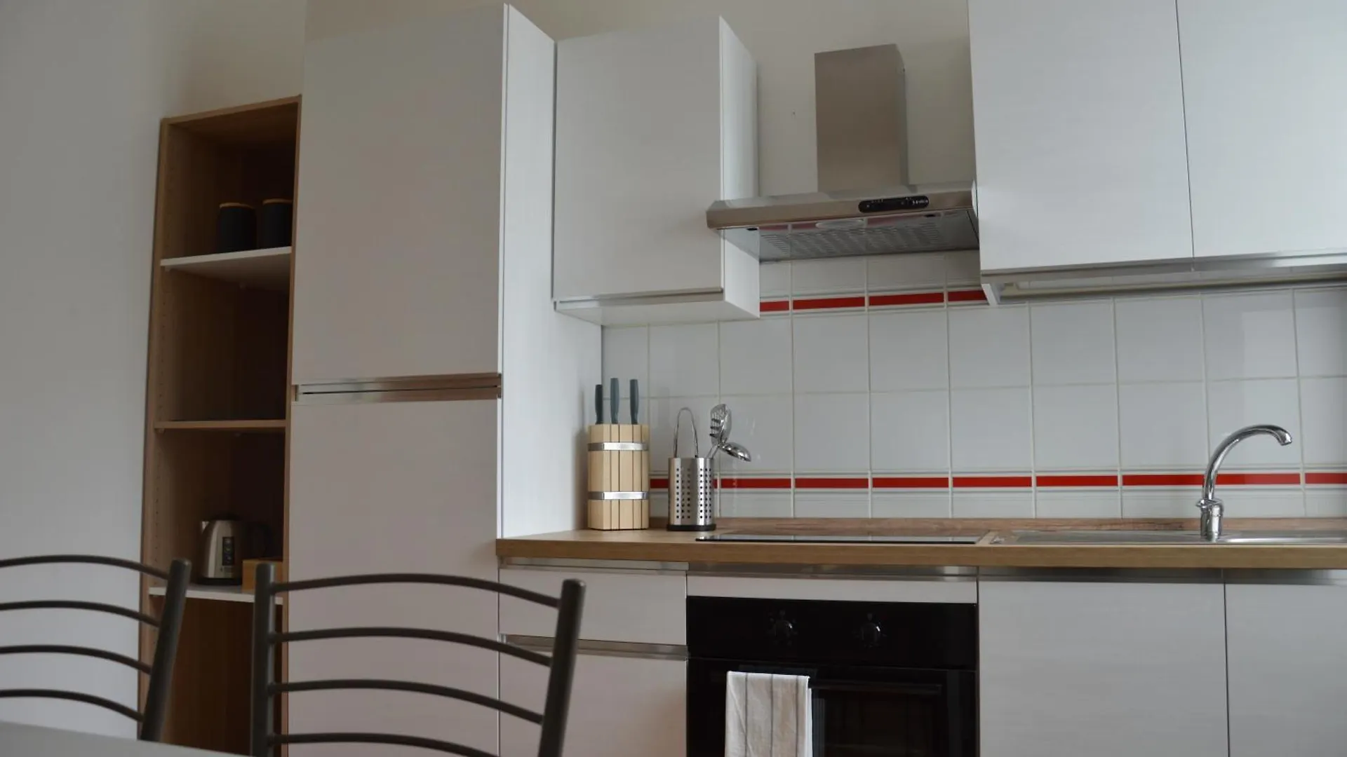 Arya Apartment Torre Boldone 0*,